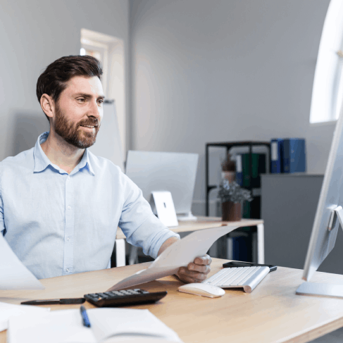 A customer using an accurate Divorce Certificate translation in Iowa, ready for legal use in court or immigration services.