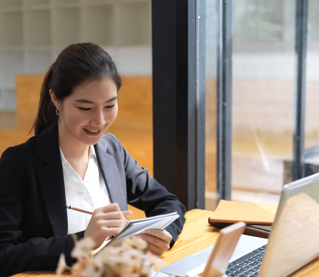 A user submits an online form while Vietnamese Translation Services gather details to quote a certified translation project.