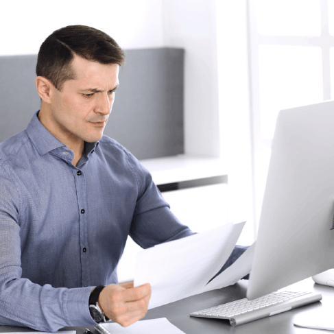 Customer in Iowa using certified legal translations for USCIS acceptance, ensuring compliance with immigration standards.